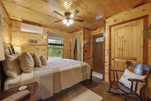 2 quartos, ferros/tábuas de passar roupa, Wi-Fi, roupa de cama