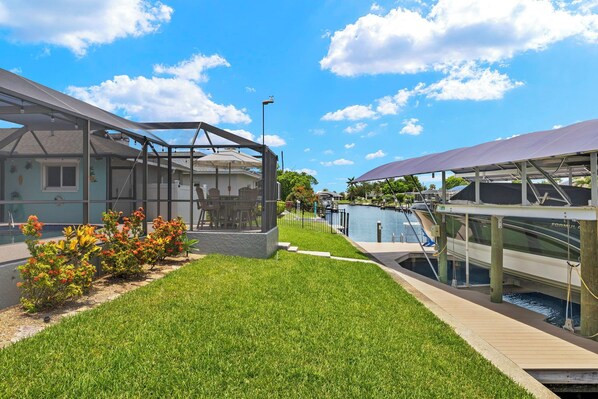 حمّام سباحة خارجي، حمّام سباحة مُدفَّأ