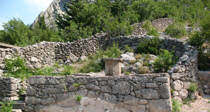 Holiday house Jablanac for 1 - 6 persons with 2 bedrooms - Holiday house