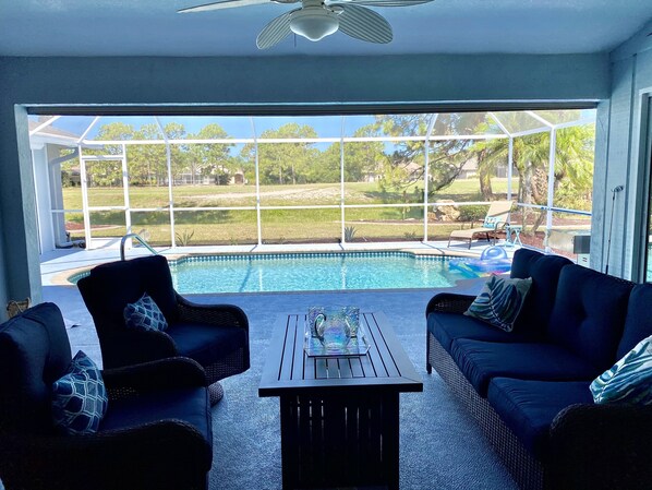 Outdoor pool, a heated pool