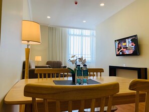 Executive Apartment | Living room