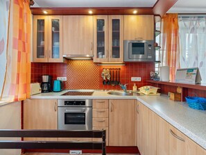Microwave, dishwasher, freezer
