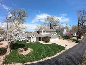 المنشأة من الخارج