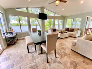 تناول الطعام