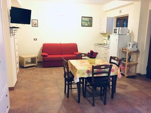 TV, DVD player