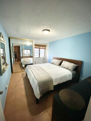 1 Schlafzimmer, Bügeleisen/Bügelbrett, kostenloses WLAN, Bettwäsche