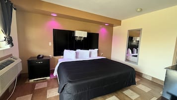 Standard Room, 1 King Bed (Tile) | Premium bedding, down comforters, individually decorated