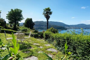 Outdoor dining - Finca La Chicharra (Rande)