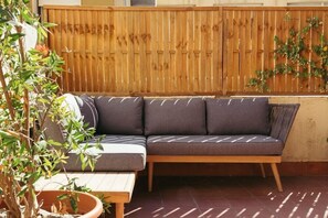 Property grounds - Plaza Espanya Apartments (Barcelona)