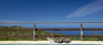 Holiday House in Apollonii with Private Pool and Spectacular View