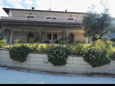 Poggio Dei Pettirossi Apartment