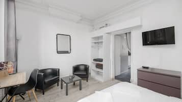 1 chambre, fer et planche à repasser, lit parapluie, Wi-Fi gratuit