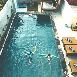 Exclusive Villa, 3 Bedrooms, Private Pool, Beach View | Private pool - Villa Royal Lovina (Buleleng)