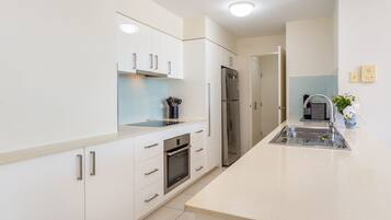 Microwave, stovetop, dishwasher