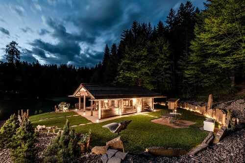 La Mendola Alm-Chalet in Trentino/South Tyrol with Mountain View, Sauna, Garden & Wi-Fi