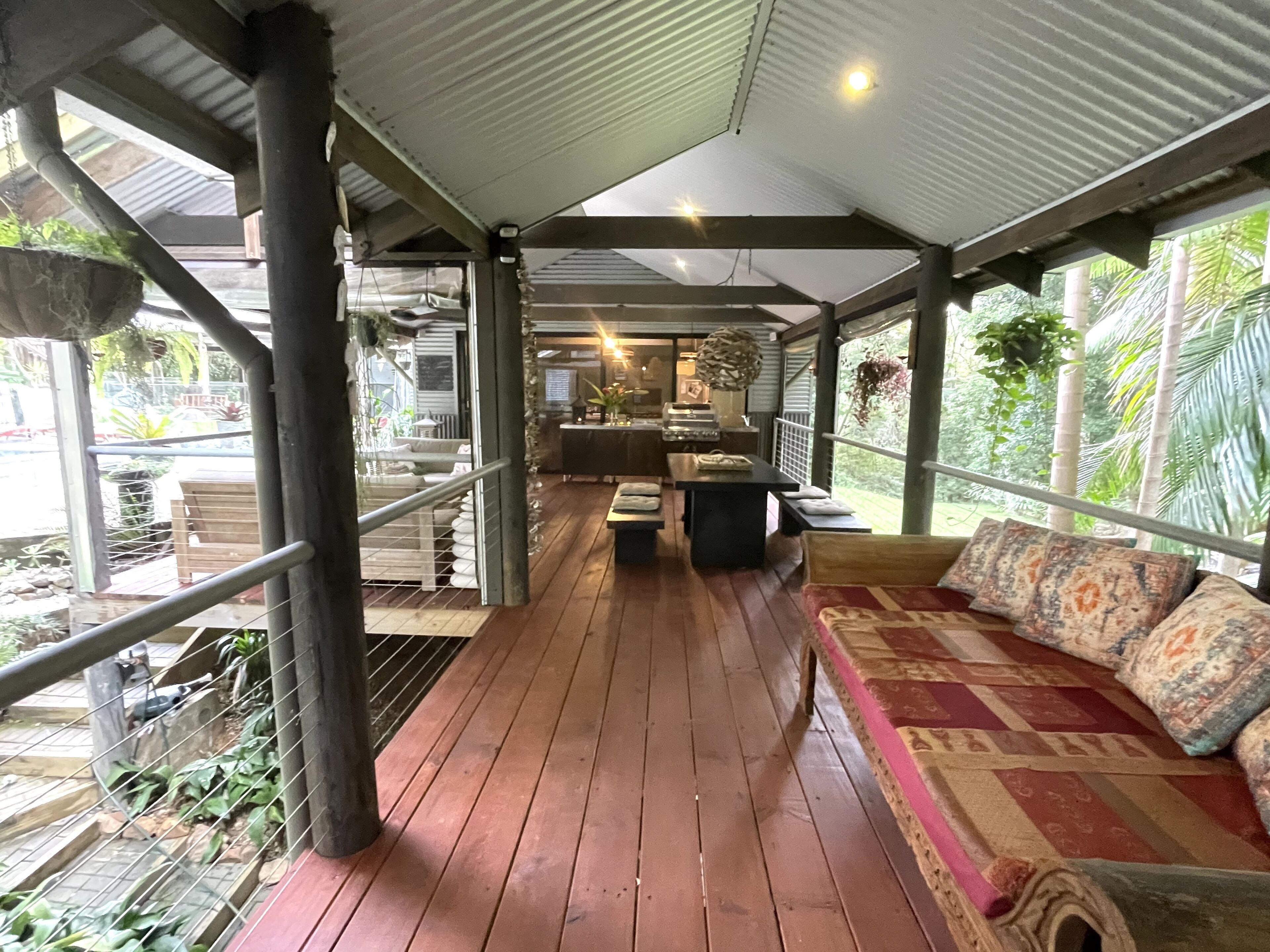 Outdoor deck