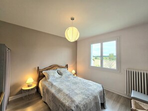 4 sovrum, gratis wi-fi och sängkläder