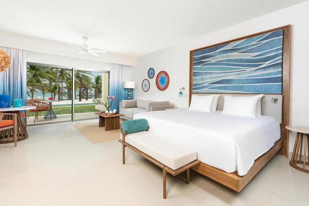 1 kamar tidur, seprai premium, minibar, dan brankas