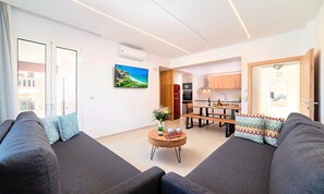 Smart TV - Allas Villa Heated Pool (Georgioupoli)