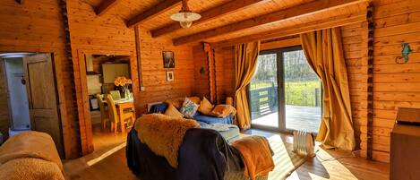 Smart TV, video games