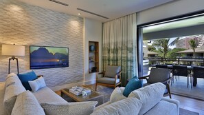 Smart TV, DVD player, stereo