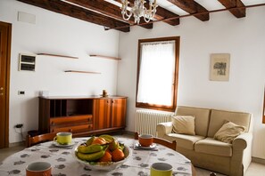 Interior - Ca'Marin-Canal view and private patio (Venezia)