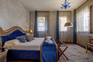 2 chambres, fer et planche à repasser, Wi-Fi, literie fournie