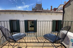 Property grounds - Santa Maria Formosa-Sunny Terrace! Near Rialto and St.Mark's (Venezia)