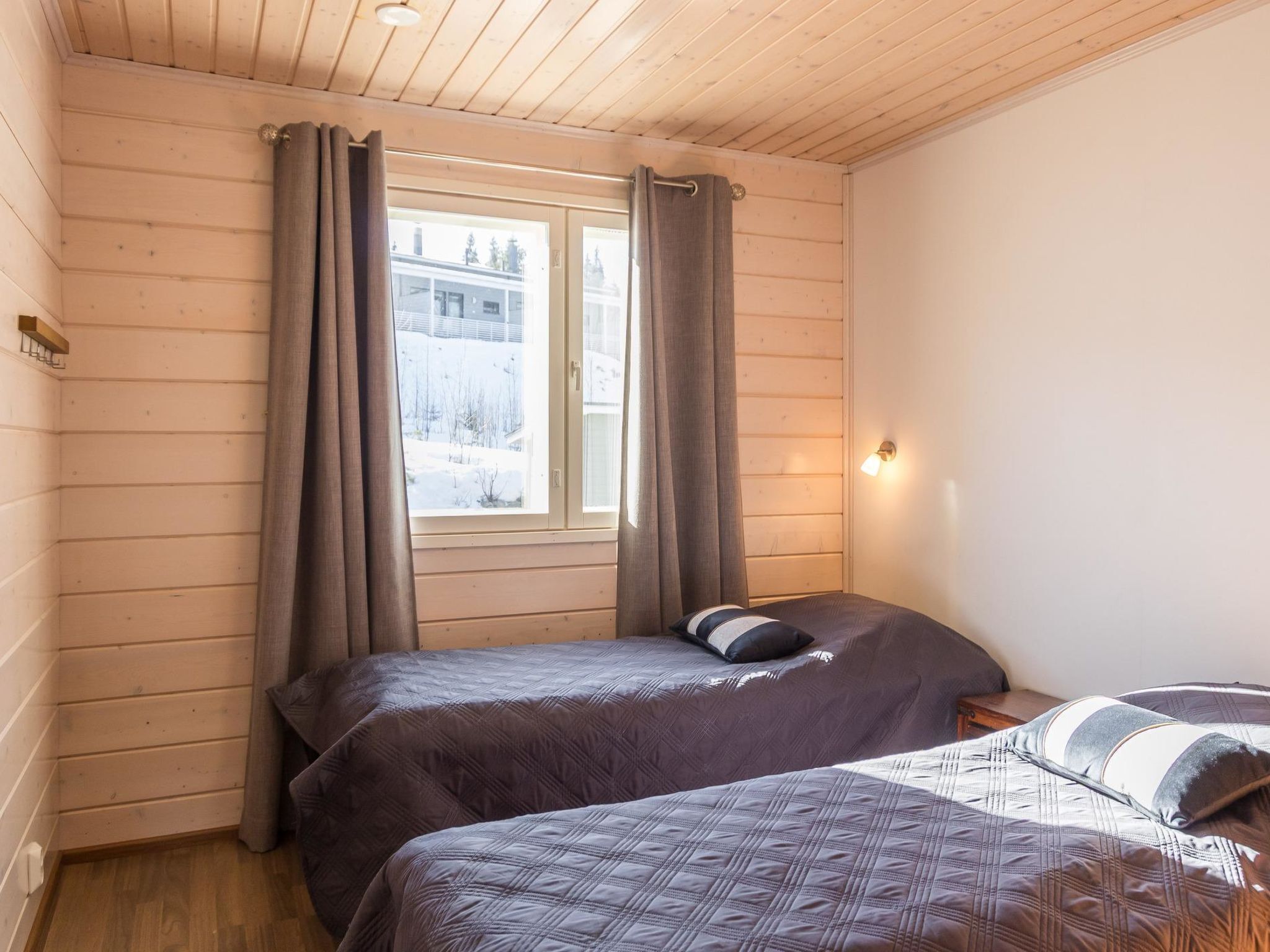 3 bedrooms