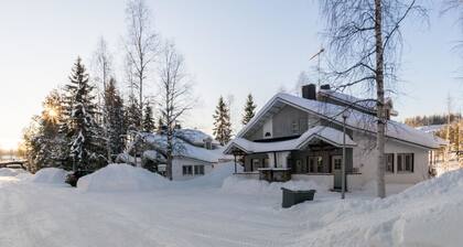 Hallantytär b4 paritalo by Interhome