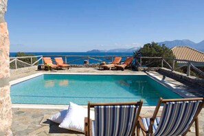 Villa | Pool