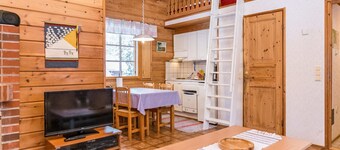 Lomapesä 10a by Interhome