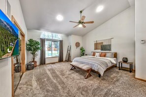 3 Schlafzimmer, Schreibtisch, Bügeleisen/Bügelbrett, kostenloses WLAN