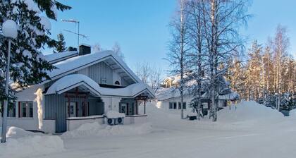 Hallantytär a1 paritalo by Interhome