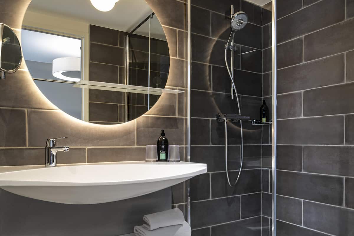 Appartement, 1 chambre | Bureau, chambres insonorisées, lits bébé (gratuits), Wi-Fi gratuit