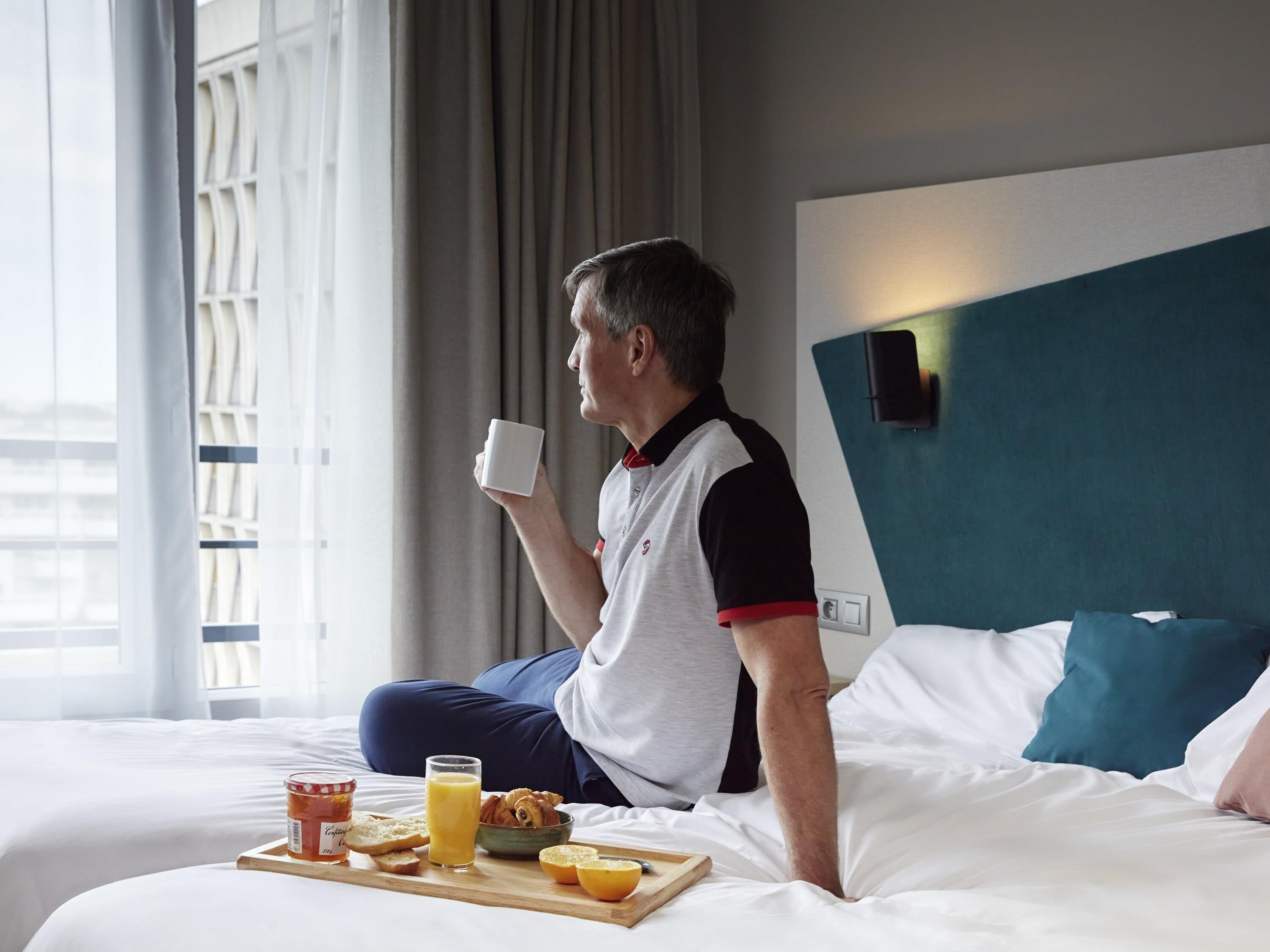 Studio, 2 Single Beds | Breakfast area