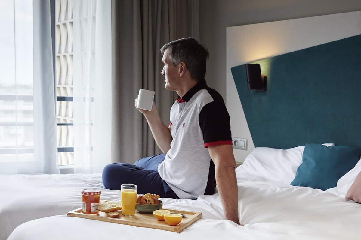 Studio, 2 Twin Beds | Breakfast area | Daily buffet breakfast (EUR 16 per person)