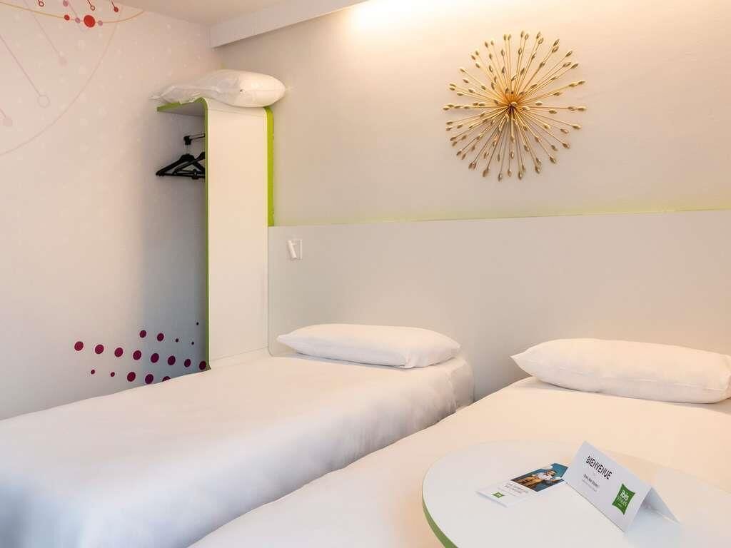 Standard Room, 2 Twin Beds | Premium bedding, pillowtop beds, blackout drapes, soundproofing