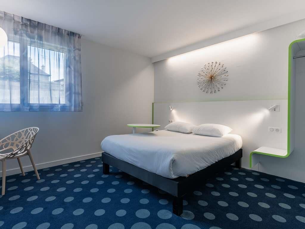 Premium Double Room, 1 Double Bed | Premium bedding, pillowtop beds, blackout drapes, soundproofing