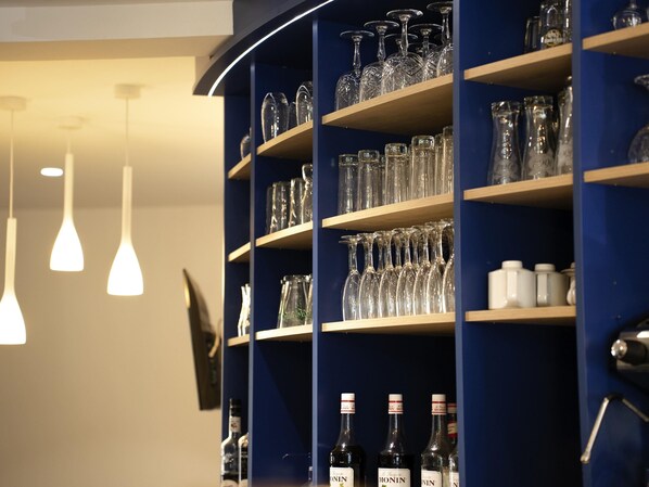 Bar (in der Unterkunft)