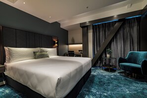 Deluxe Room, 1 King Bed