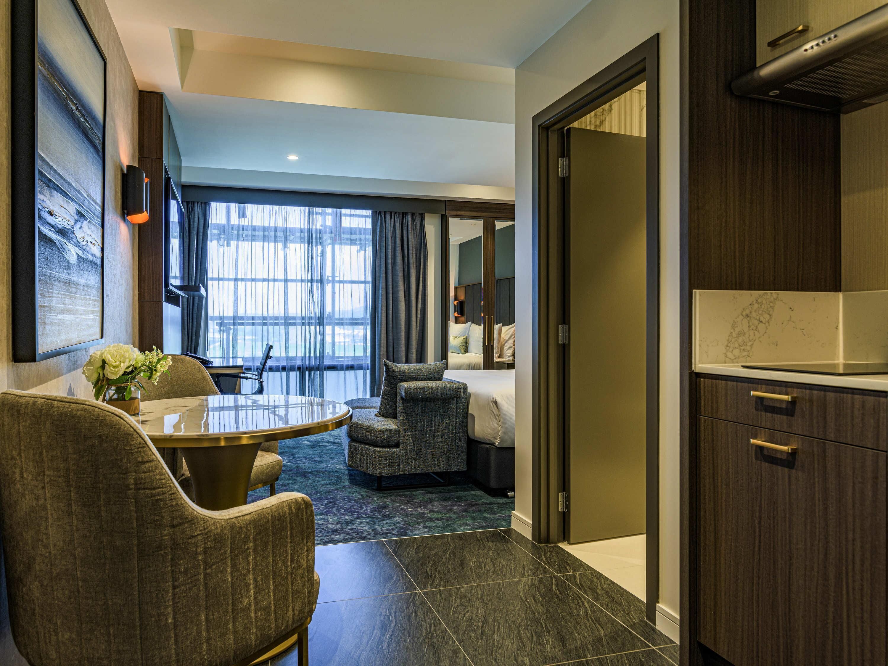Superior Room, 1 King Bed