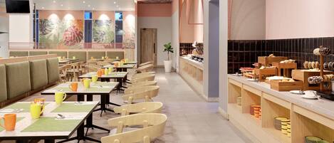 Daily buffet breakfast (IDR 140000 per person)