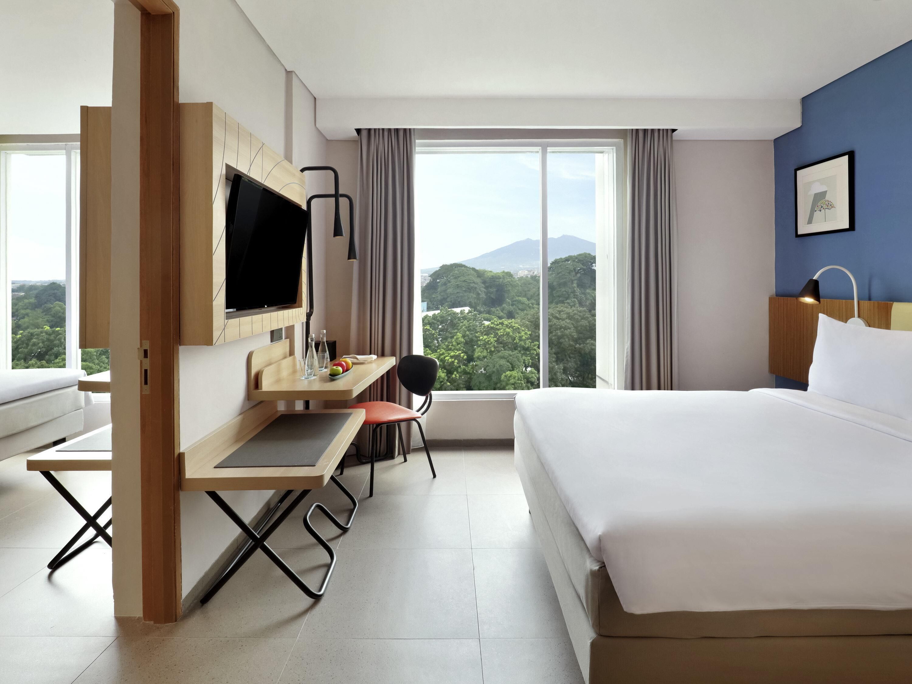 Family Room, Multiple Beds