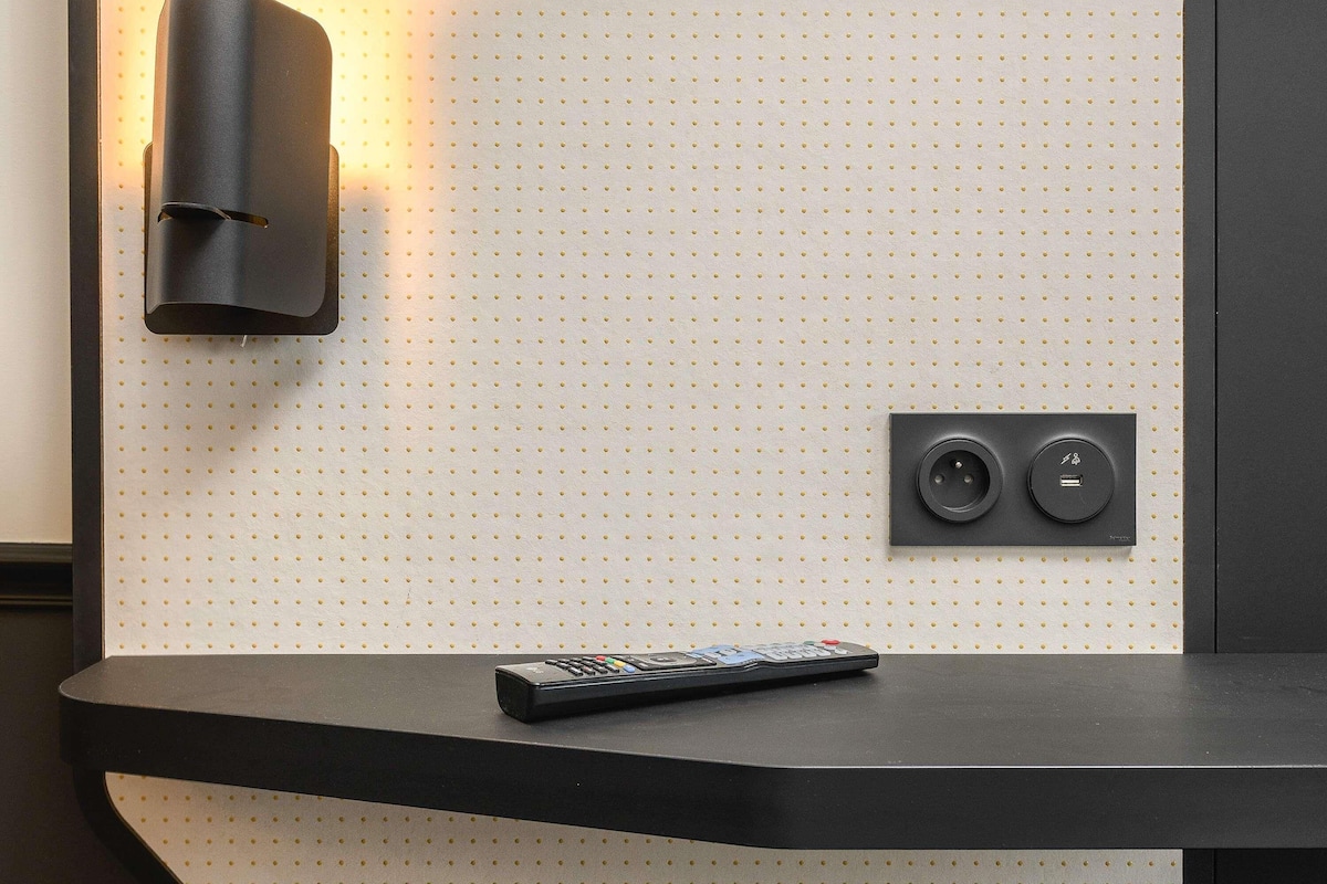 Classic Twin Room, 2 Twin Beds | Premium bedding, pillowtop beds, in-room safe, individually decorated