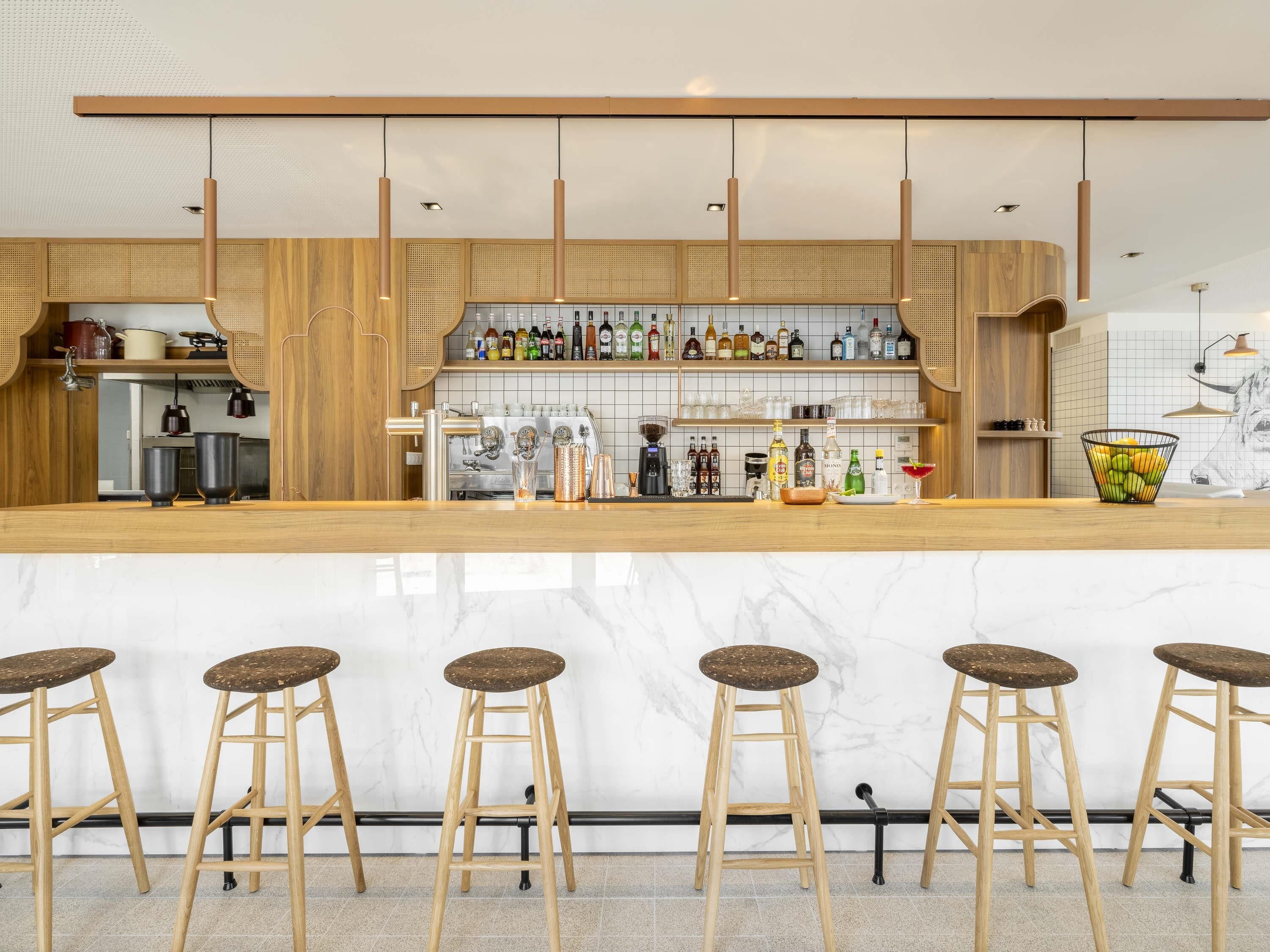 Bar (in der Unterkunft)