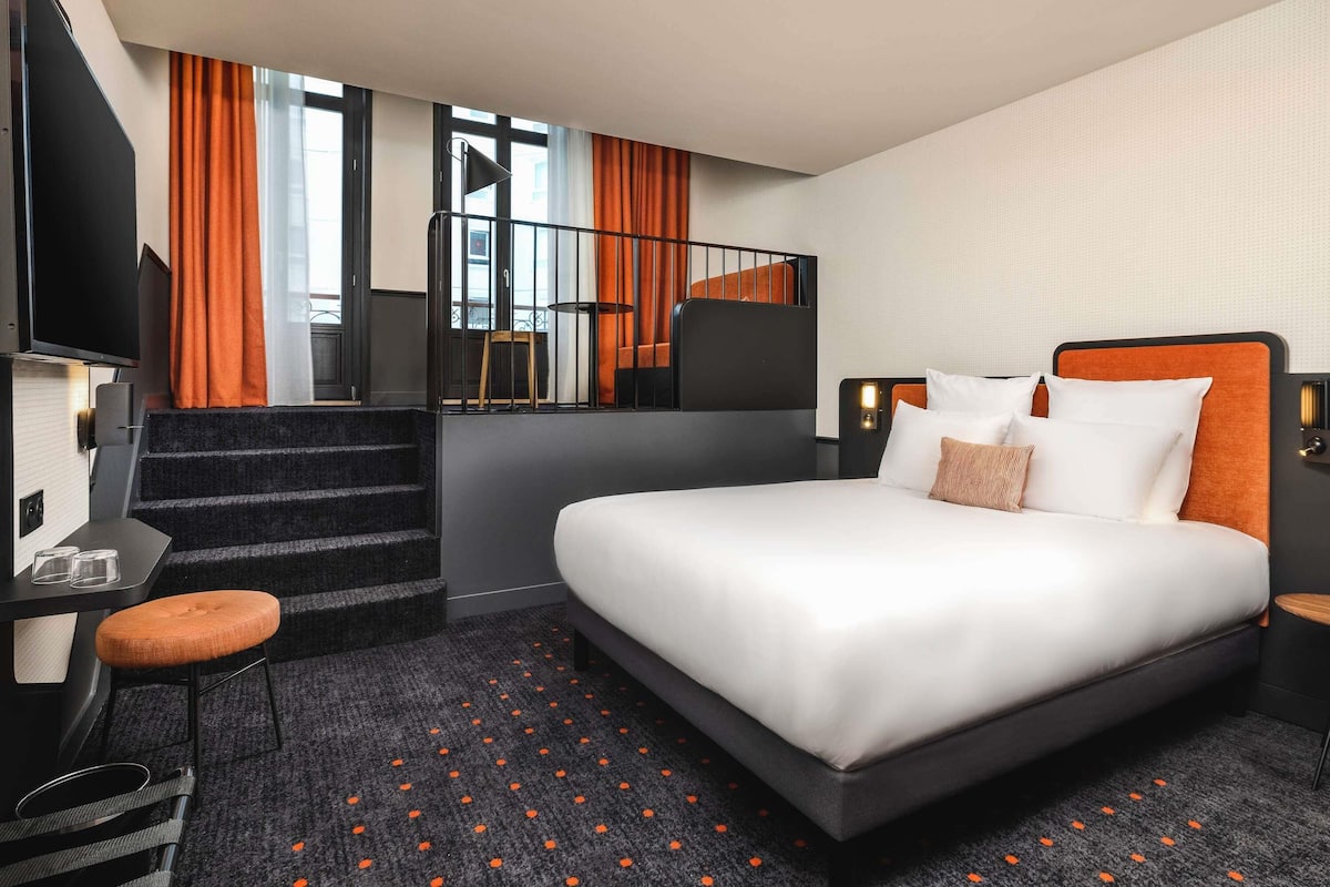 Superior Room, 1 Double Bed | Premium bedding, pillow-top beds, in-room safe, desk