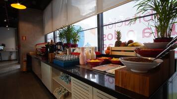 Daily buffet breakfast (COP 36000 per person)