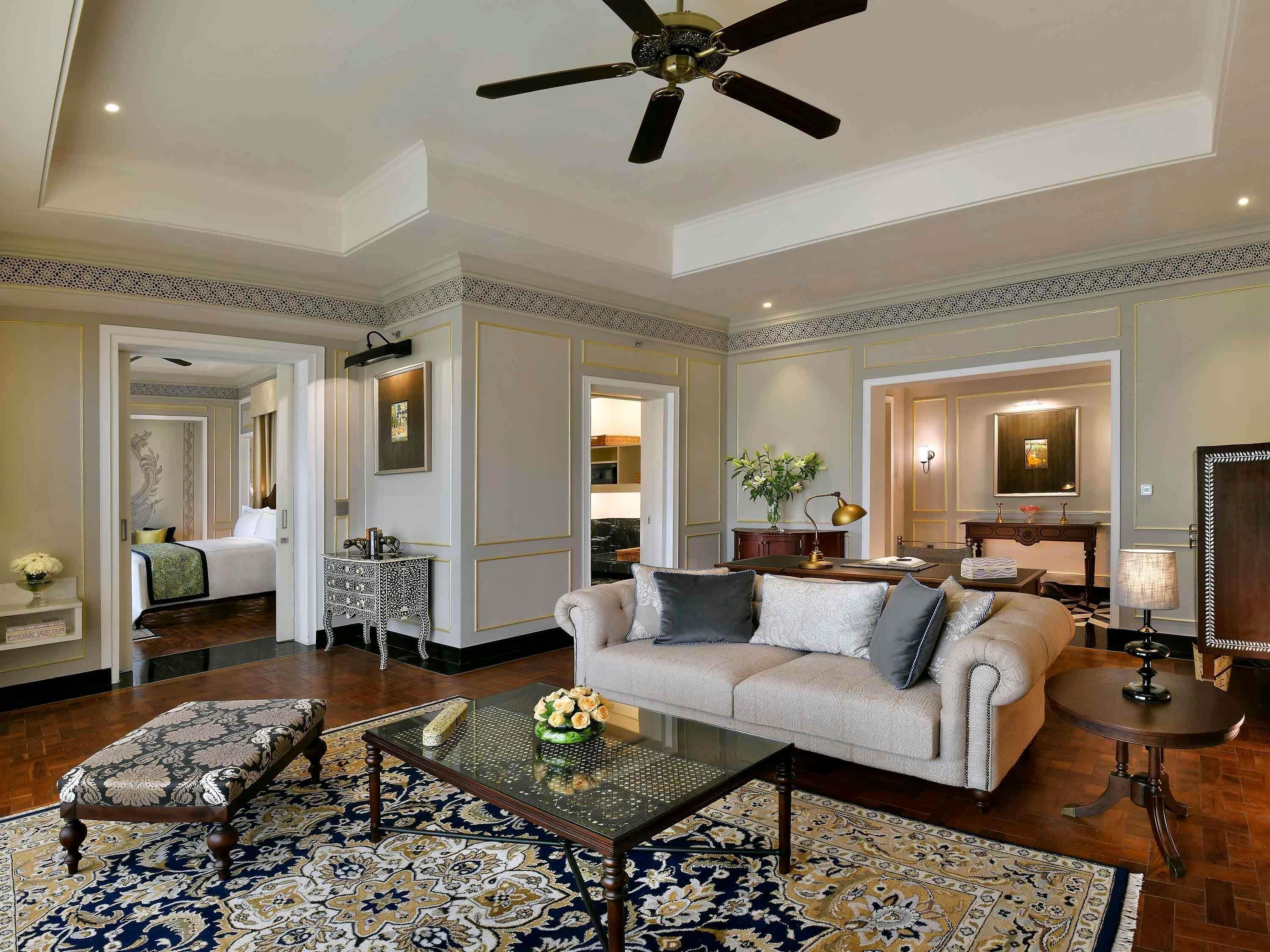 Raffles Manor Suite | Egyptian cotton sheets, premium bedding, minibar, in-room safe