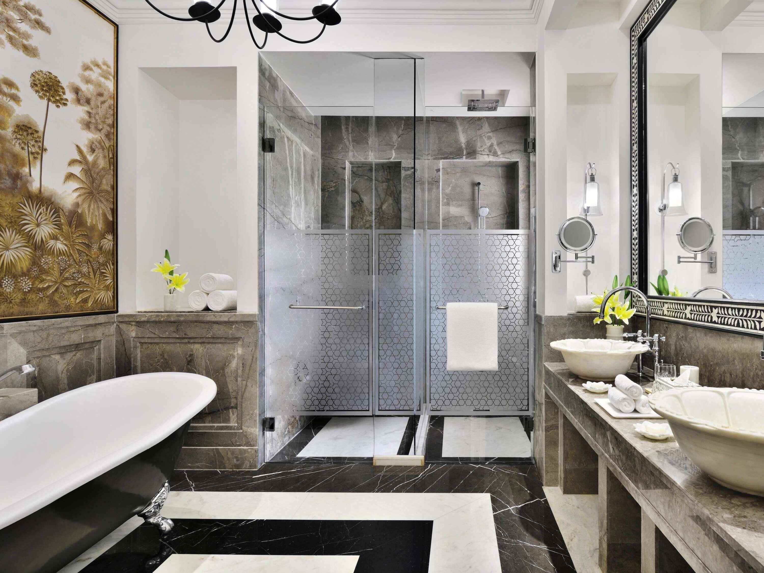 Flamingo Signature Room with Garden Twin Bed | Egyptian cotton sheets, premium bedding, minibar, in-room safe